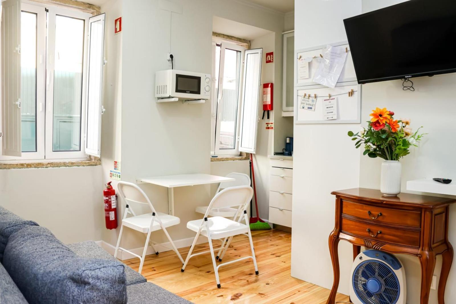 Residencia Queiros - Apartamento T1 Лиссабон Экстерьер фото